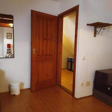 Lindentree-Harmony Apartman Salfold Room photo