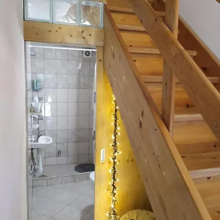 Lindentree-Harmony Apartman Salfold Room photo